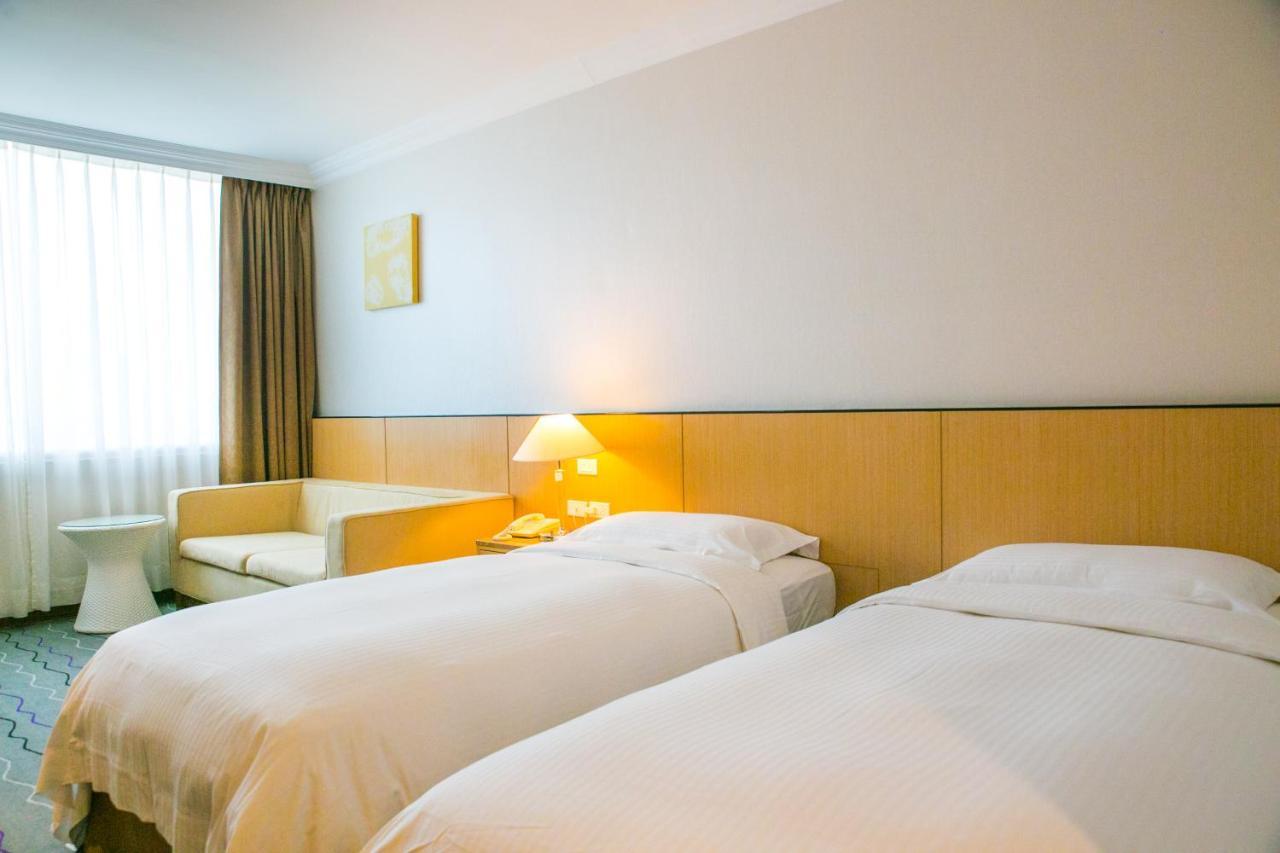 เจียวสี - เดอะ ริเวอร์ไซด์ Hotel เจียวซี ภายนอก รูปภาพ