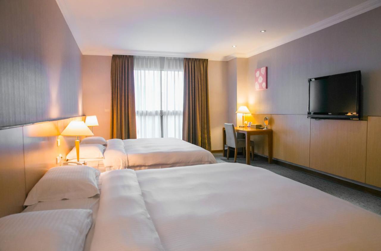เจียวสี - เดอะ ริเวอร์ไซด์ Hotel เจียวซี ภายนอก รูปภาพ