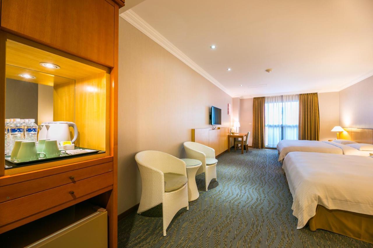 เจียวสี - เดอะ ริเวอร์ไซด์ Hotel เจียวซี ภายนอก รูปภาพ