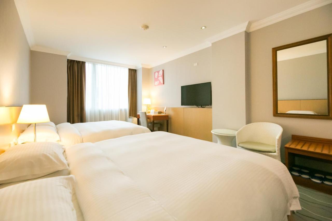 เจียวสี - เดอะ ริเวอร์ไซด์ Hotel เจียวซี ภายนอก รูปภาพ